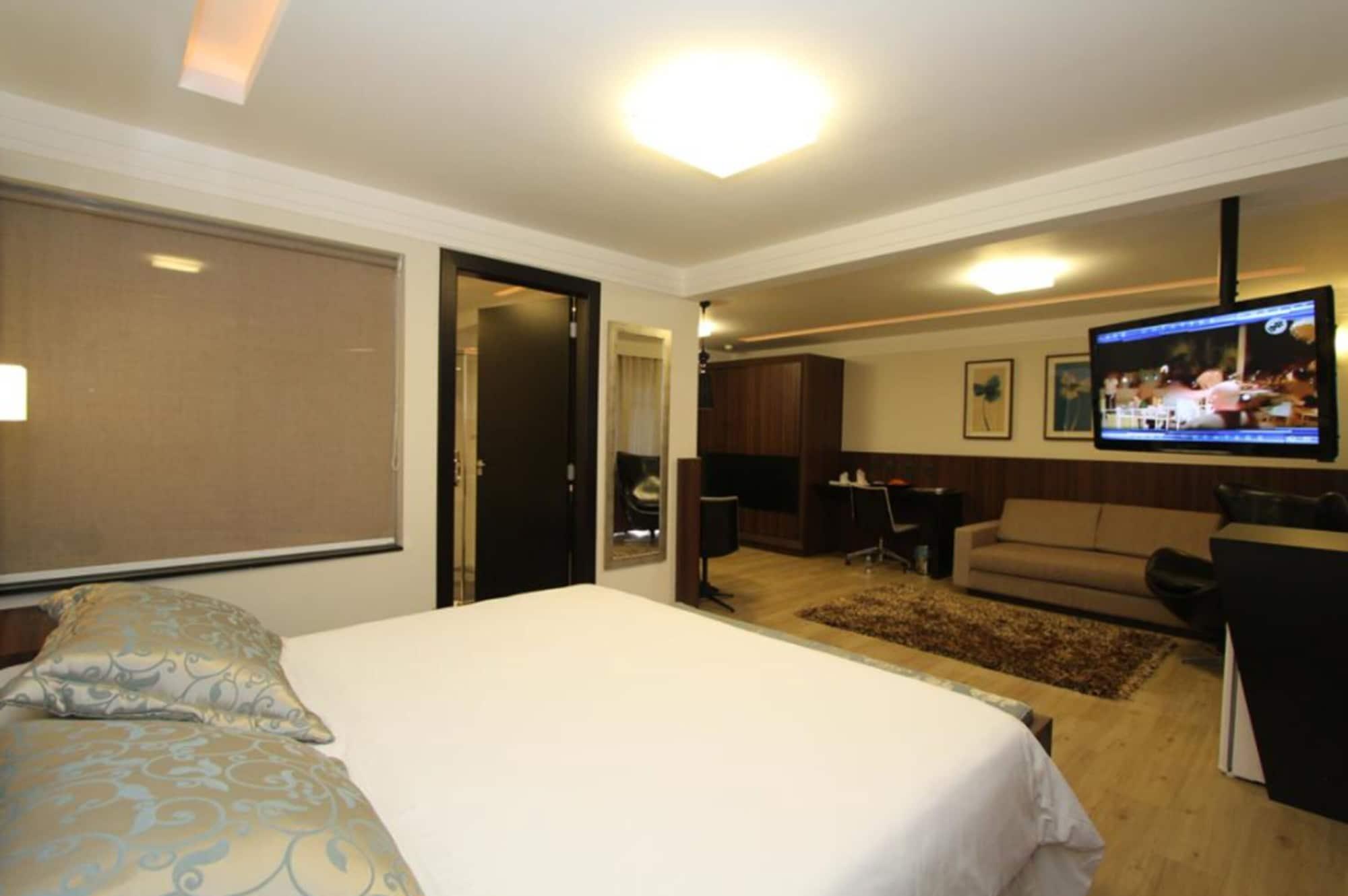 Itajaí Sandri Palace Hotel מראה חיצוני תמונה